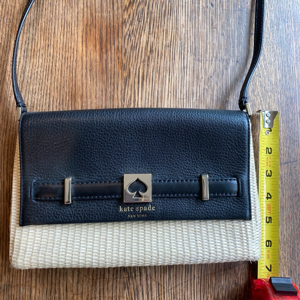 Kate Spade Cross Body purse